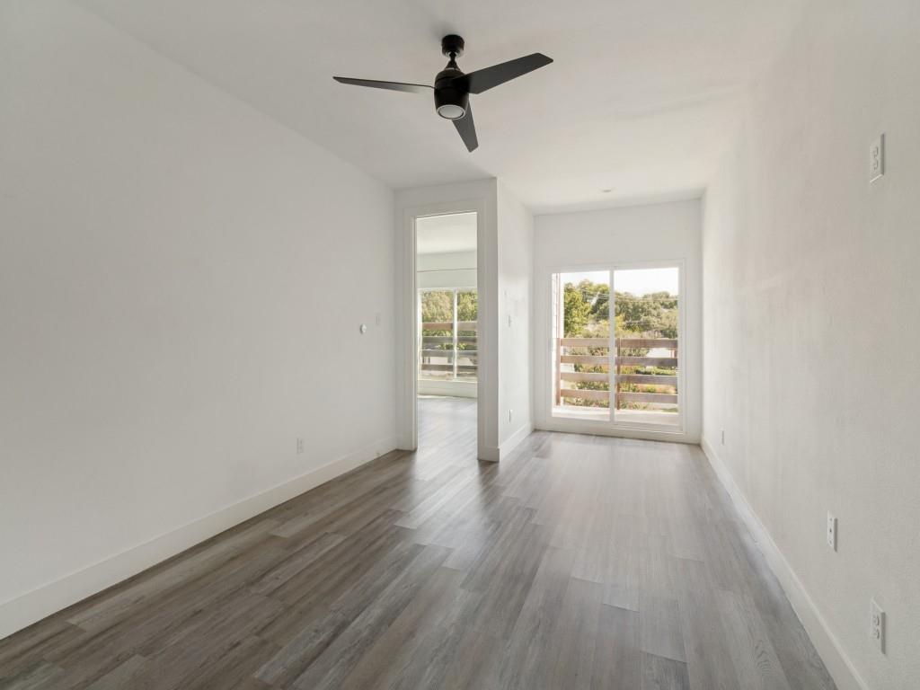 9495 Timberleaf Drive Property Photo 12