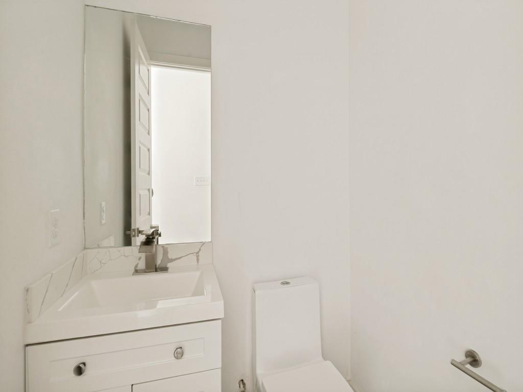 9495 Timberleaf Drive Property Photo 23