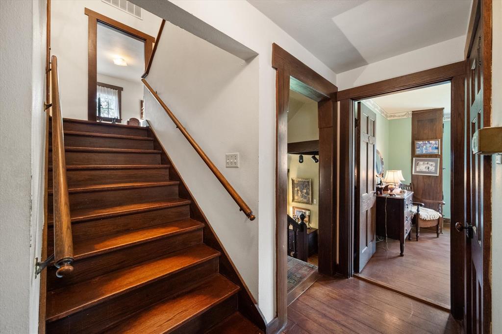 1208 Mills Place Property Photo 22