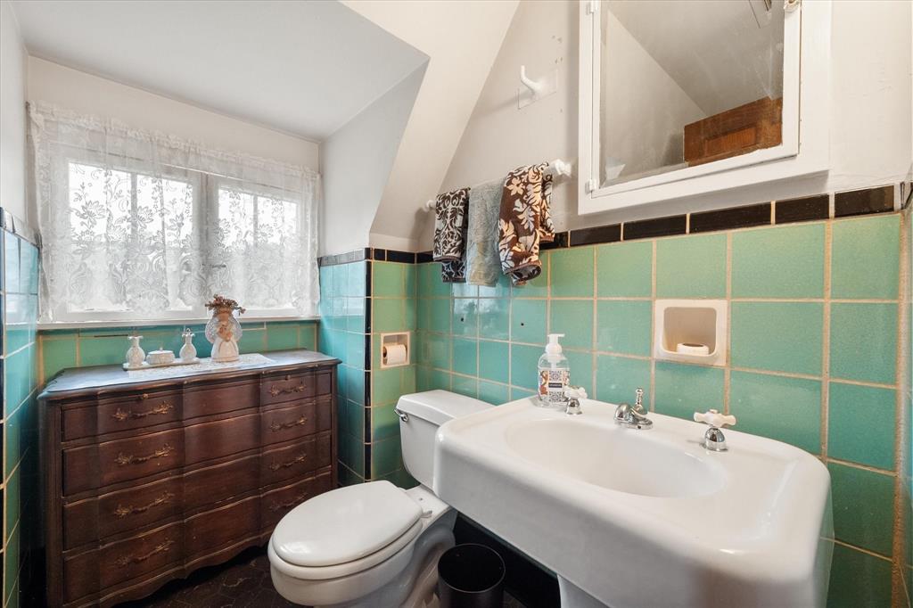 1208 Mills Place Property Photo 24