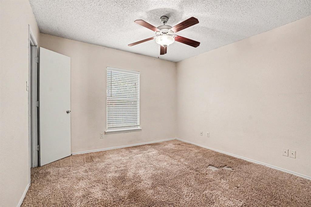 4216 Fernleaf Drive Property Photo 13