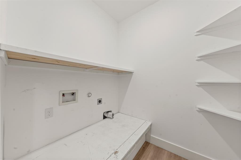 824 Hubert Street Property Photo 11