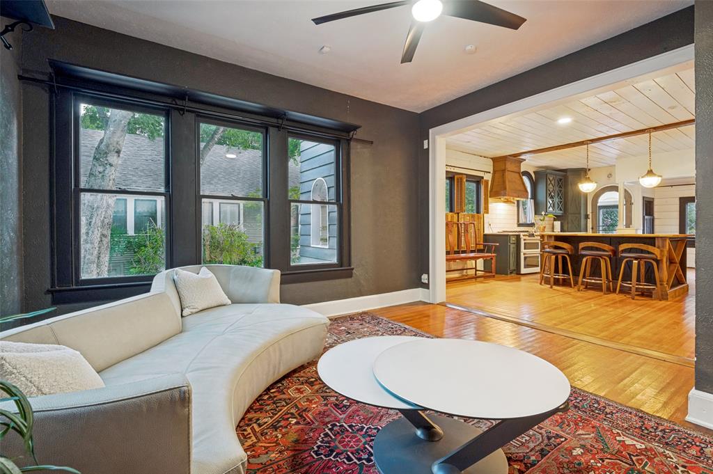 306 Harbin Avenue Property Photo 1
