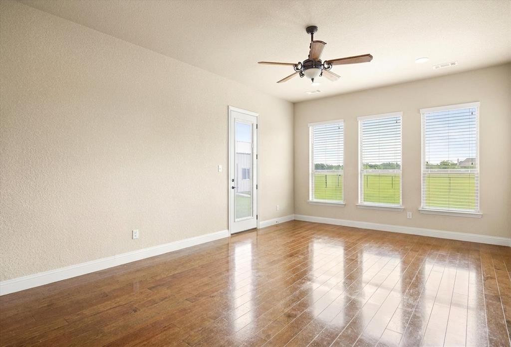 104 Rattling Antler Court Property Photo 16