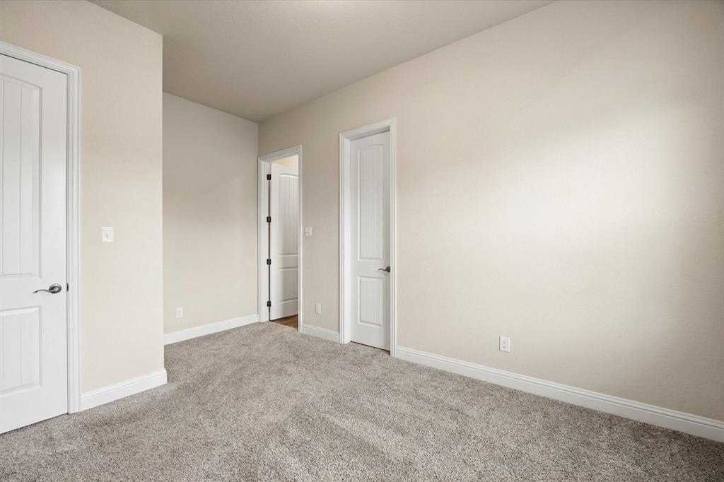 104 Rattling Antler Court Property Photo 21