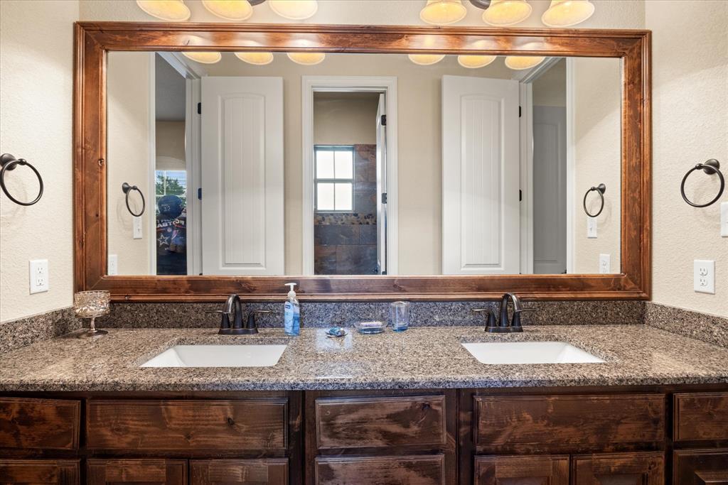 104 Rattling Antler Court Property Photo 22