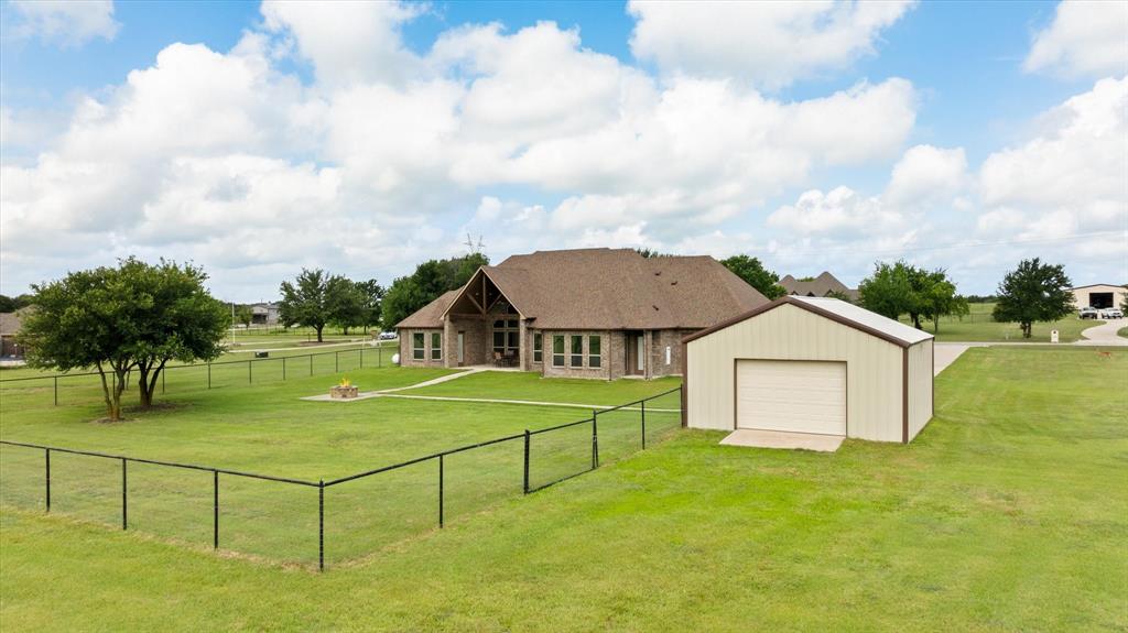 104 Rattling Antler Court Property Photo 27