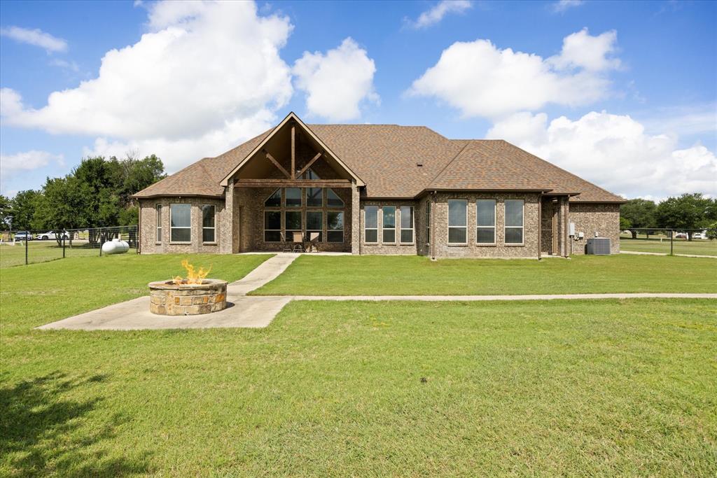 104 Rattling Antler Court Property Photo 30