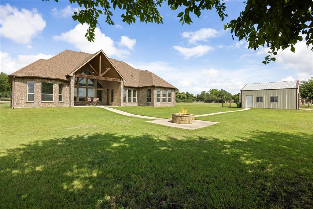 104 Rattling Antler Court Property Photo 31