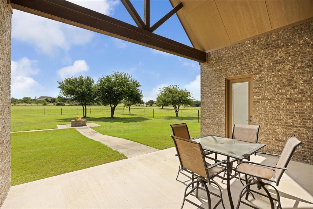 104 Rattling Antler Court Property Photo 34