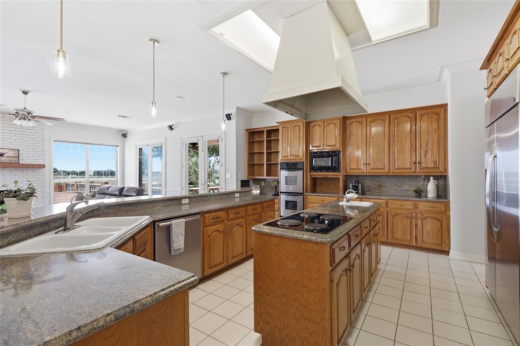 2251 English Road Property Photo 15