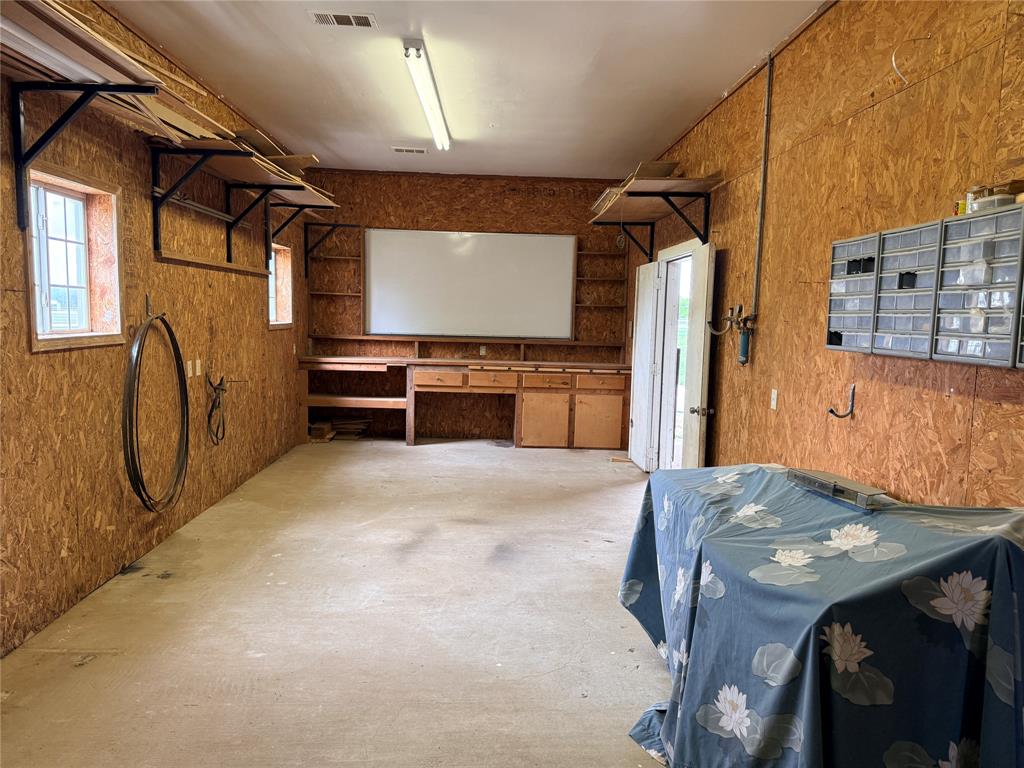 2251 English Road Property Photo 35