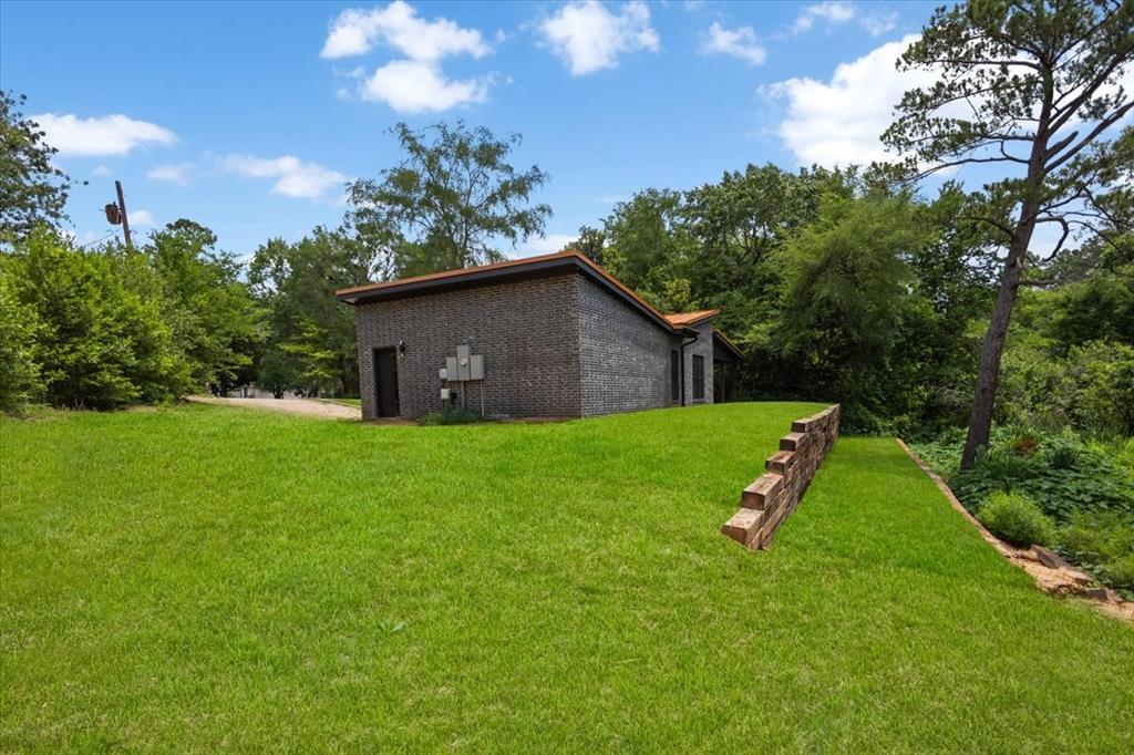 215 Brookside Drive Property Photo 37