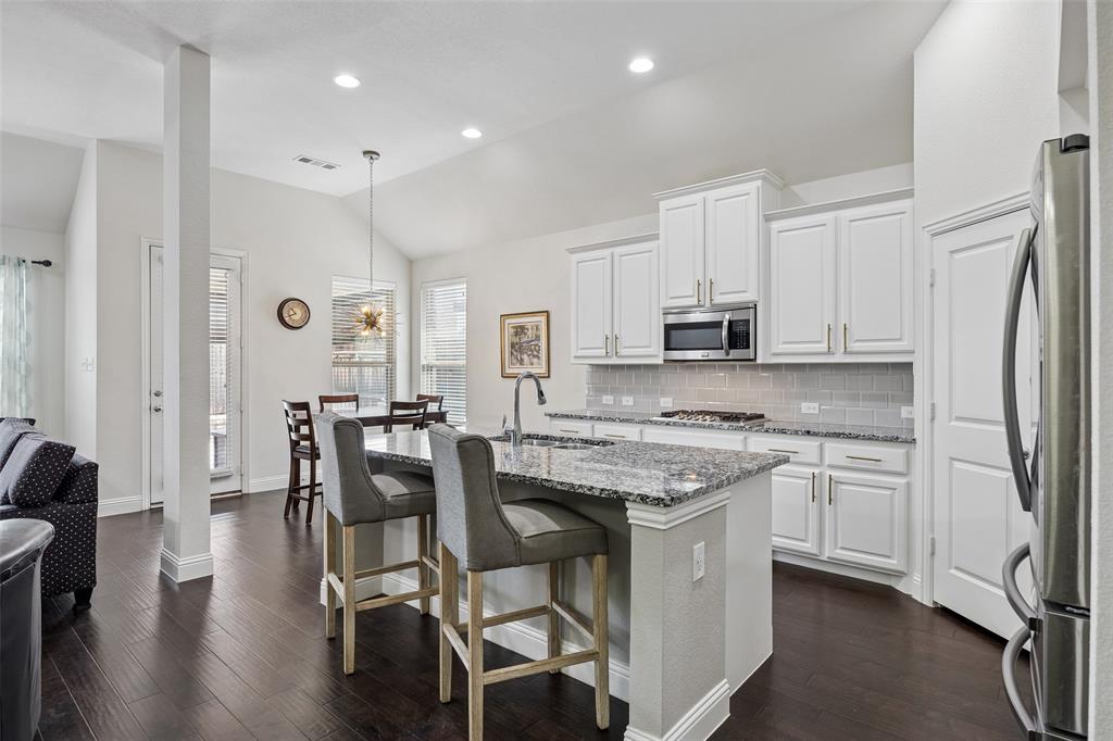 15813 High Line Drive Property Photo 11