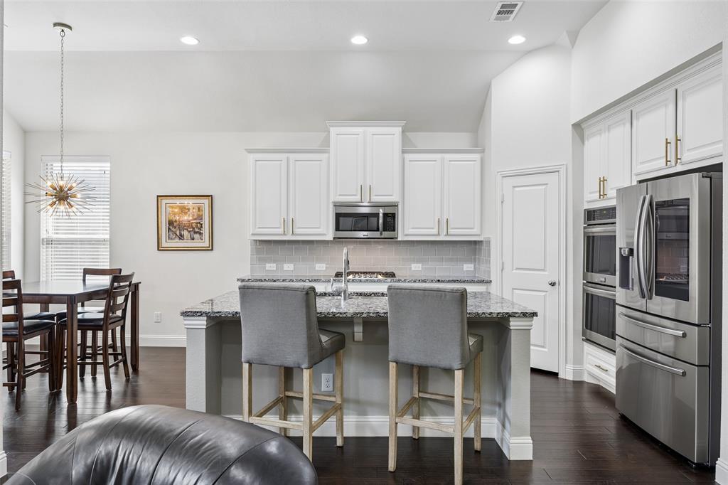 15813 High Line Drive Property Photo 14