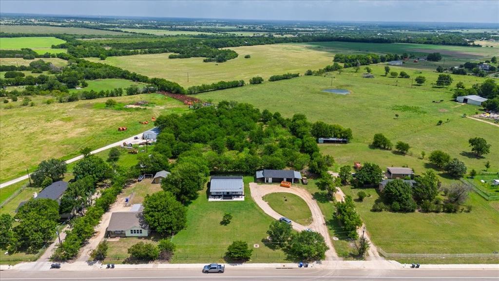 11725 China Spring Road Property Photo 3