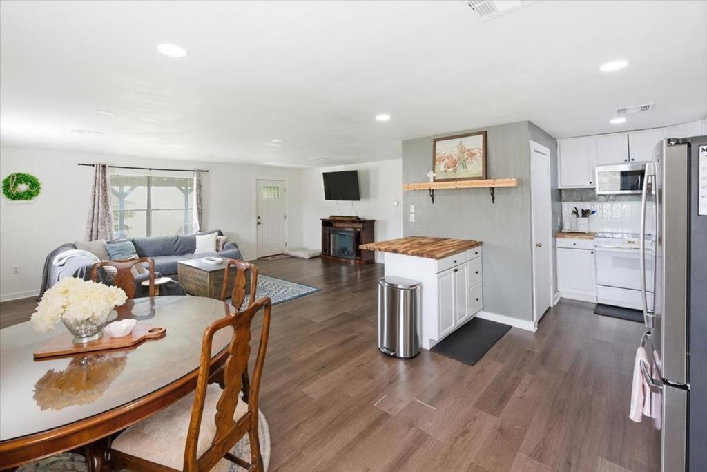 11725 China Spring Road Property Photo 12