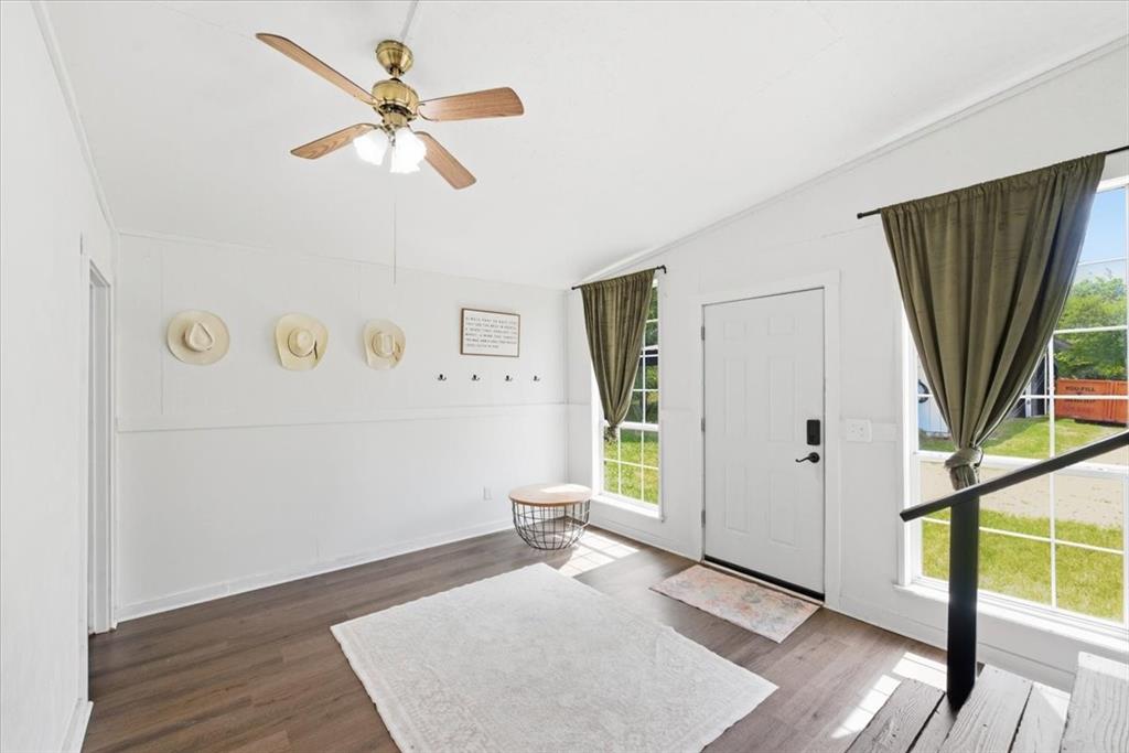 11725 China Spring Road Property Photo 17