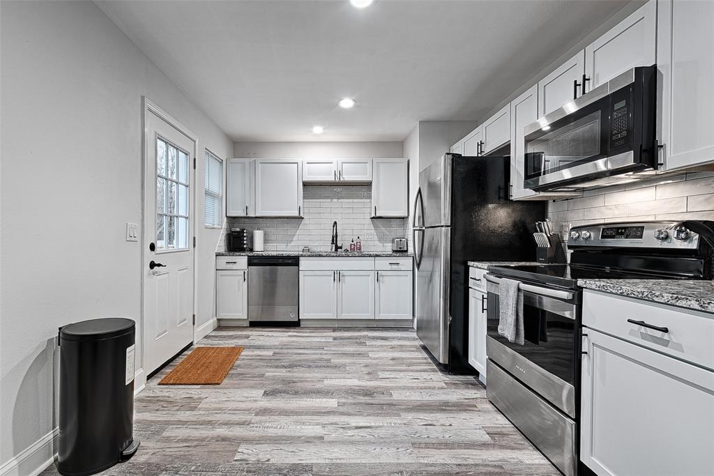 1201 Ridgewood Road Property Photo 4
