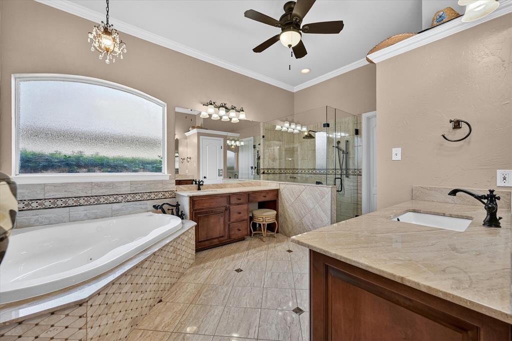 1411 Danbury Drive Property Photo 11