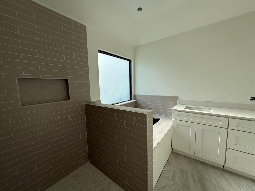 409 Smith Road Property Photo 6