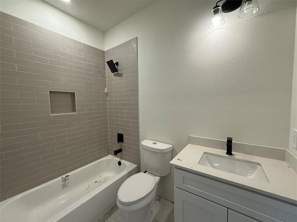 409 Smith Road Property Photo 13