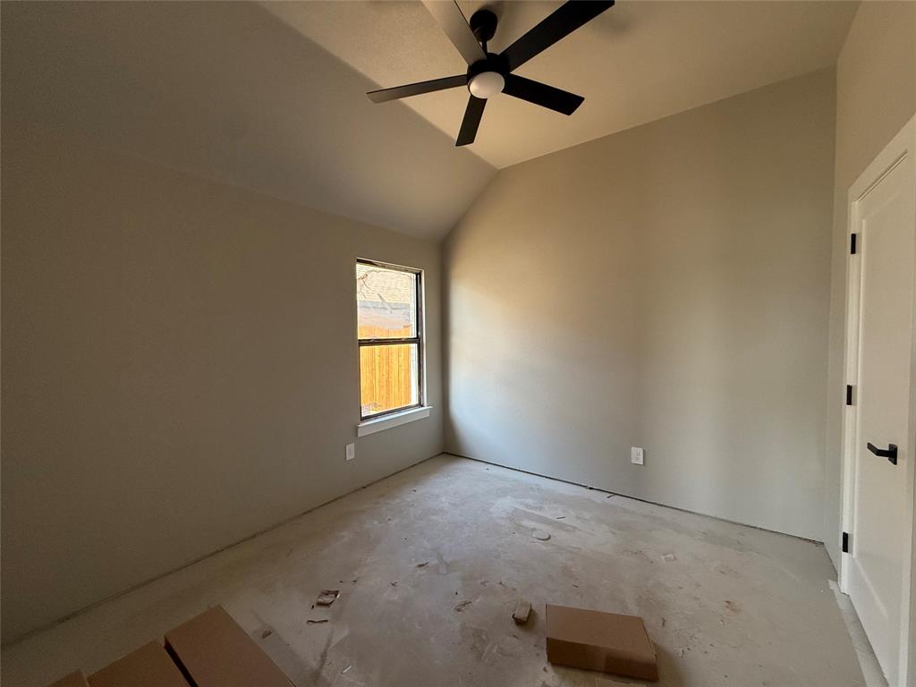 413 Smith Road Property Photo 4