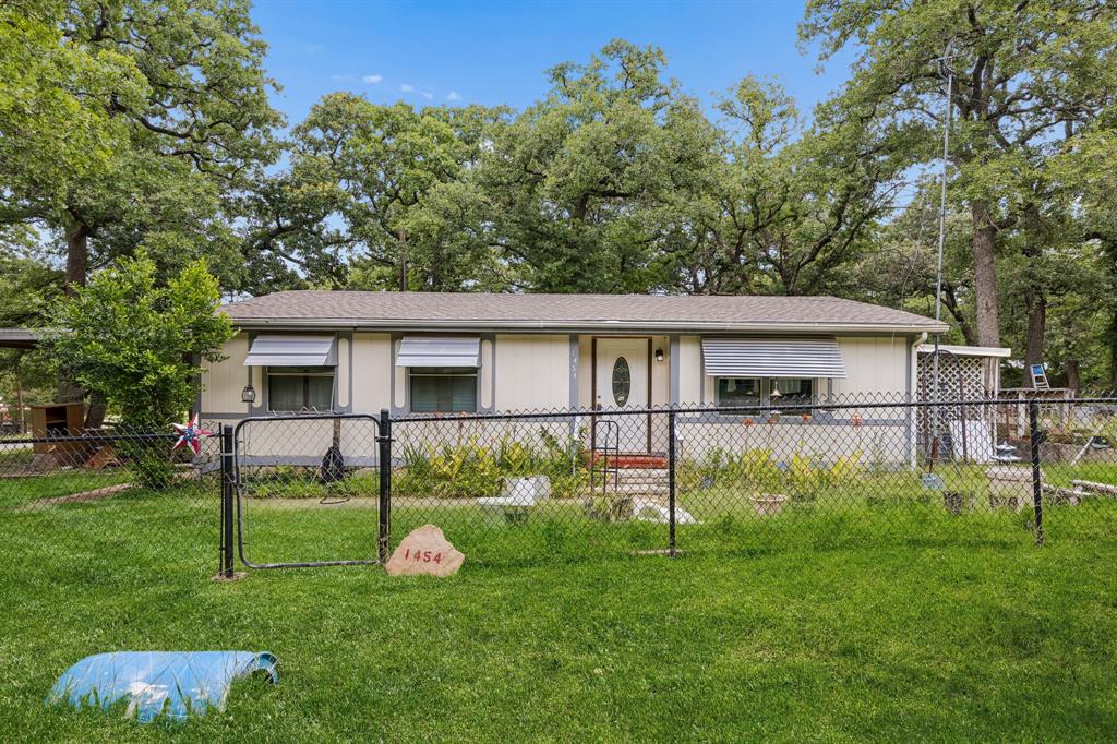1454 Forrest Trail Property Photo 1