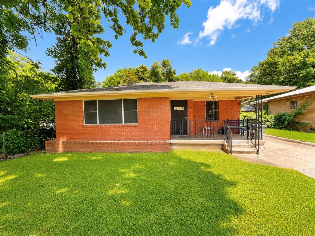 3023 Carpenter Avenue Property Photo 1