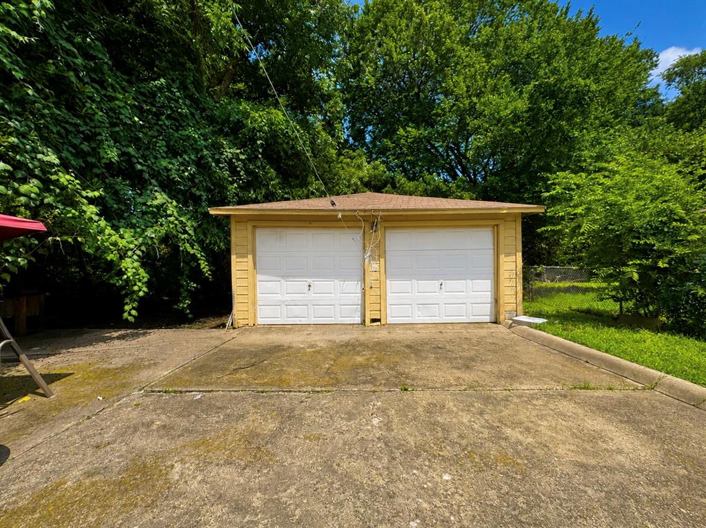 3023 Carpenter Avenue Property Photo 22