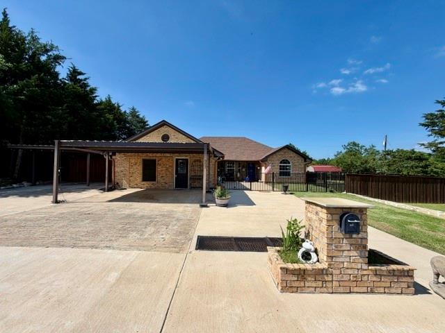 363 Willow Drive Property Photo 1