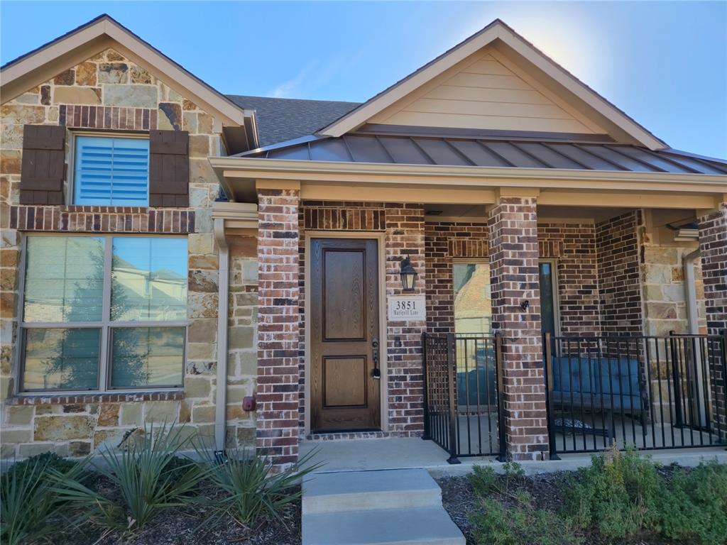 3851 Marigold Lane Property Photo 3