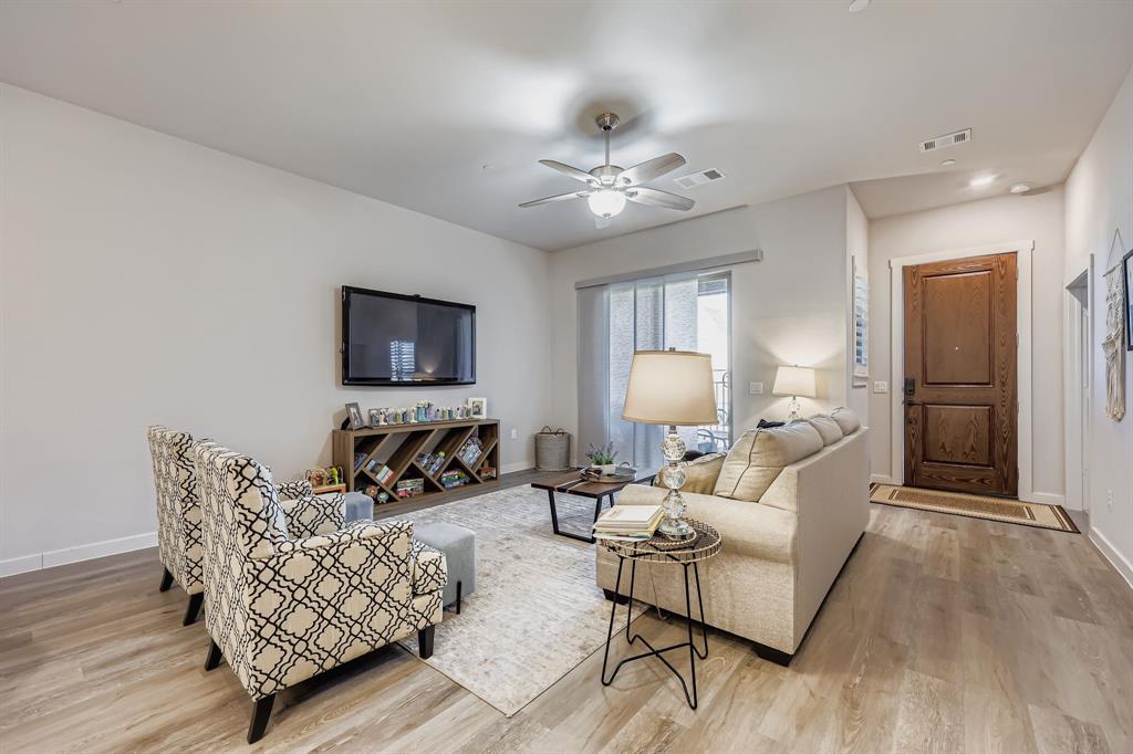 3851 Marigold Lane Property Photo 6