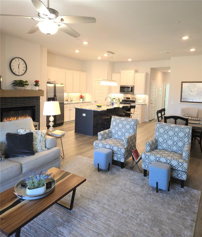 3851 Marigold Lane Property Photo 16