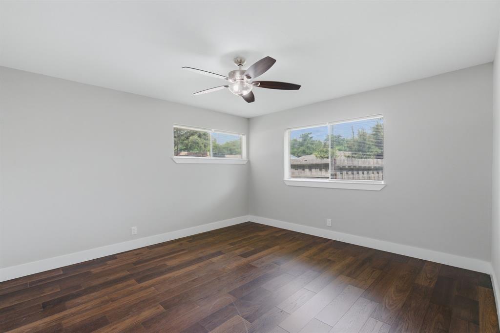 2204 Dunloe Avenue Property Photo 17