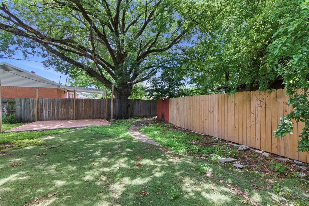 2204 Dunloe Avenue Property Photo 24