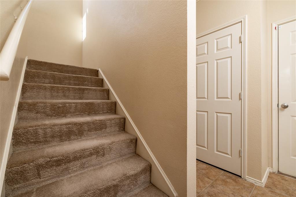 2722 Hyde Park Drive Property Photo 13