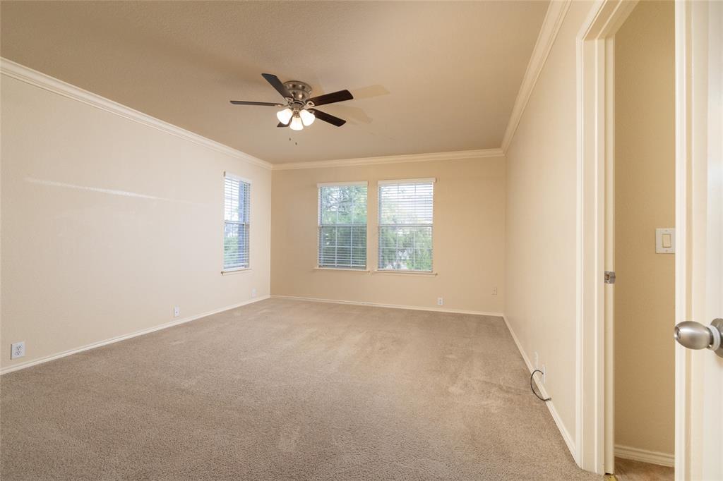 2722 Hyde Park Drive Property Photo 17