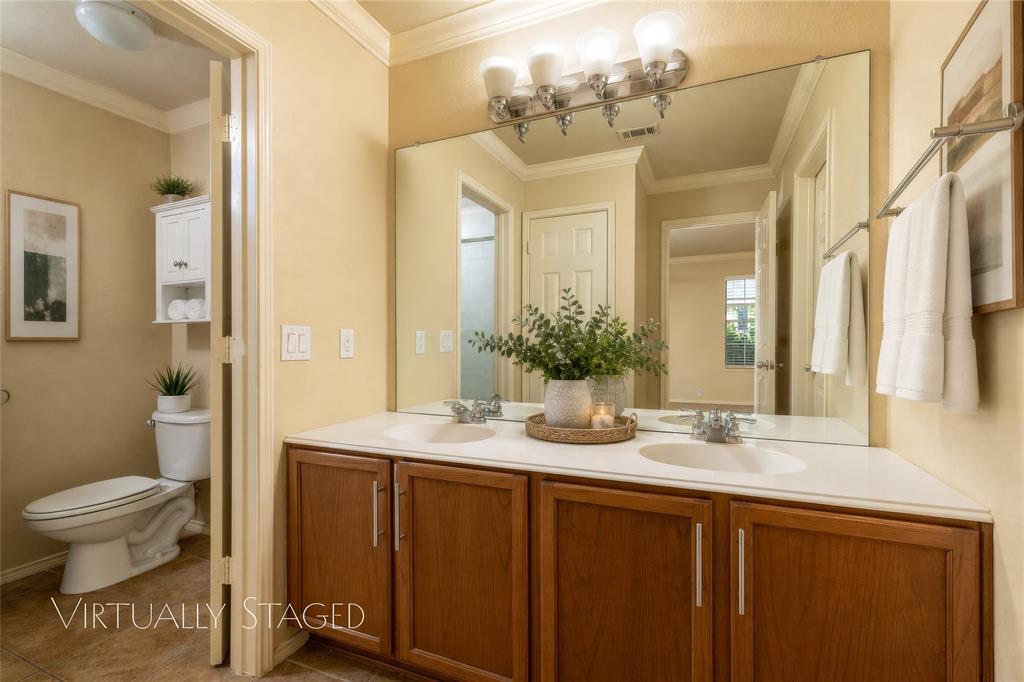 2722 Hyde Park Drive Property Photo 22