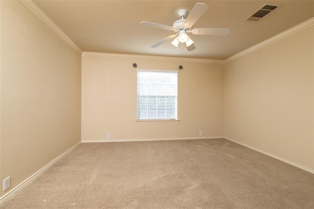 2722 Hyde Park Drive Property Photo 24