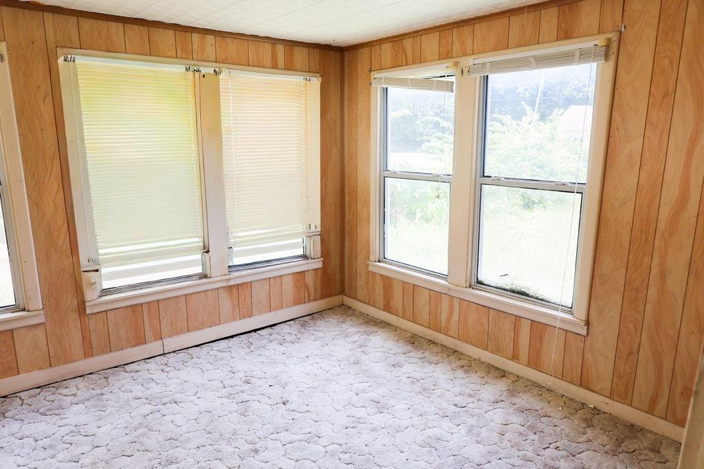 801 E Walcott Avenue Property Photo 7