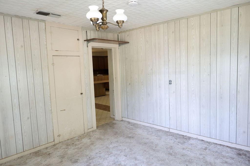 801 E Walcott Avenue Property Photo 11