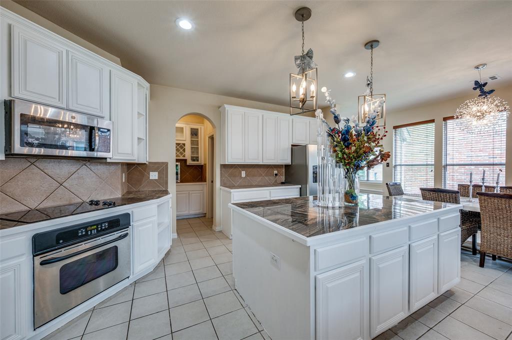 9617 Peach Tree Lane Property Photo 13