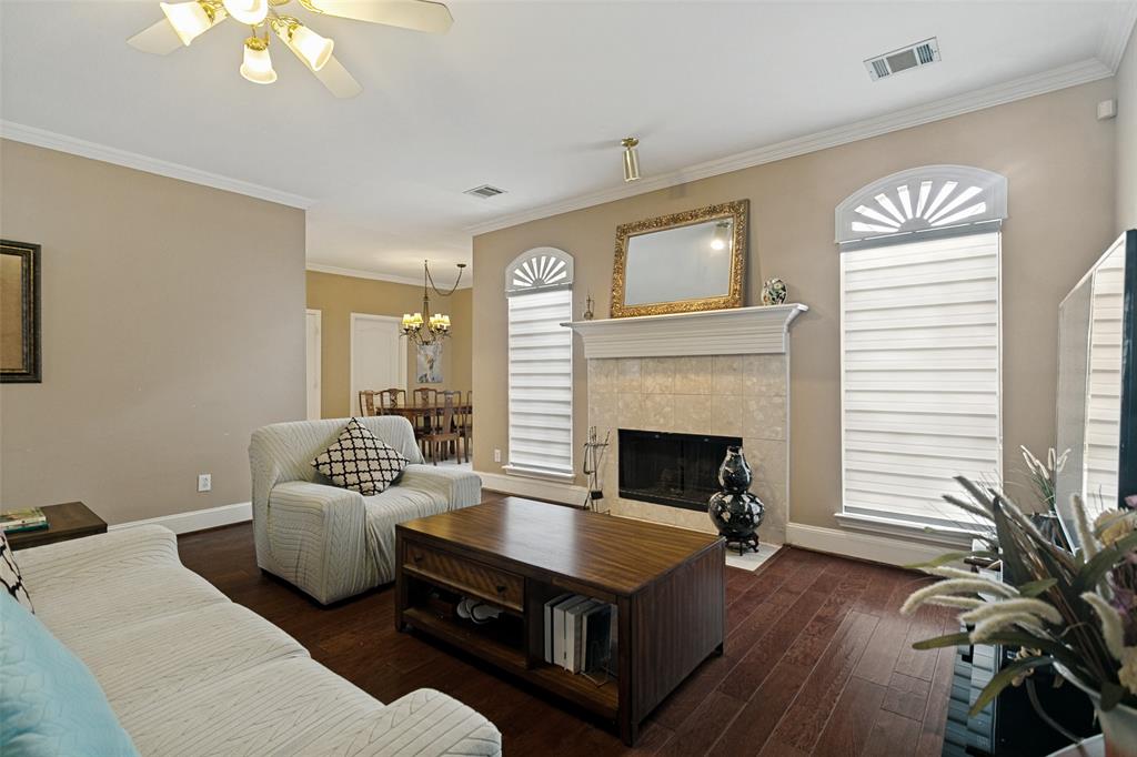 1222 Shadetree Lane Property Photo 6