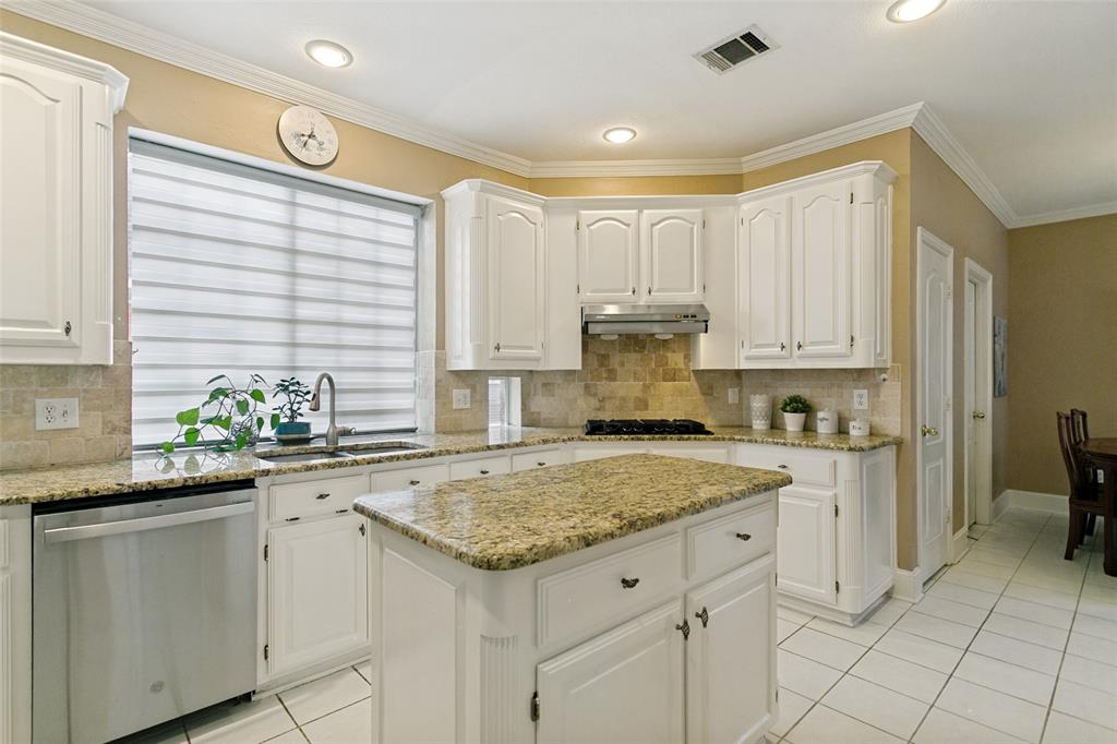 1222 Shadetree Lane Property Photo 9