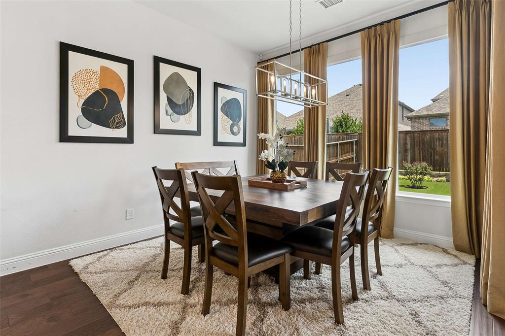 1843 Hollyhock Drive Property Photo 11