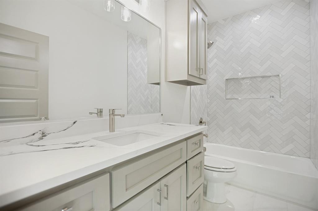 2420 Starks Avenue Property Photo 19