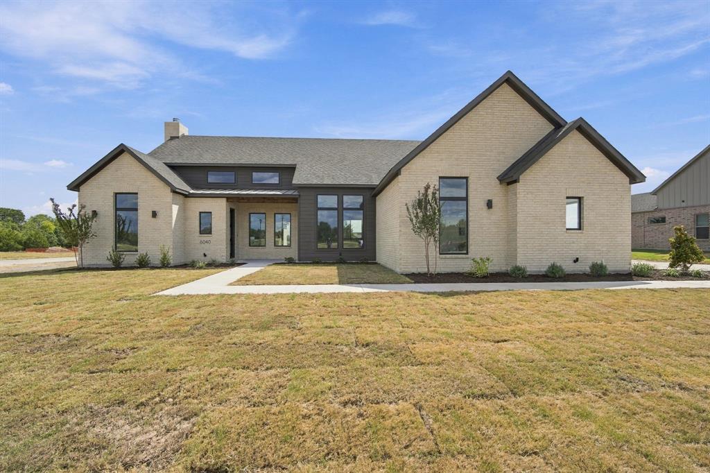 6040 Lindenwood Drive Property Photo 1