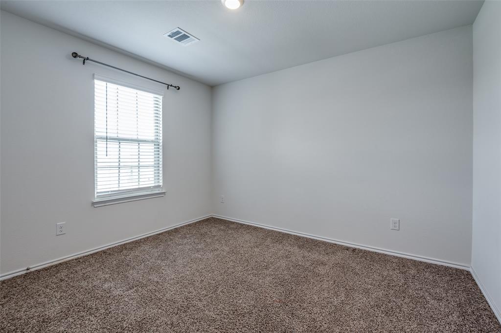 728 Glover Drive Property Photo 9