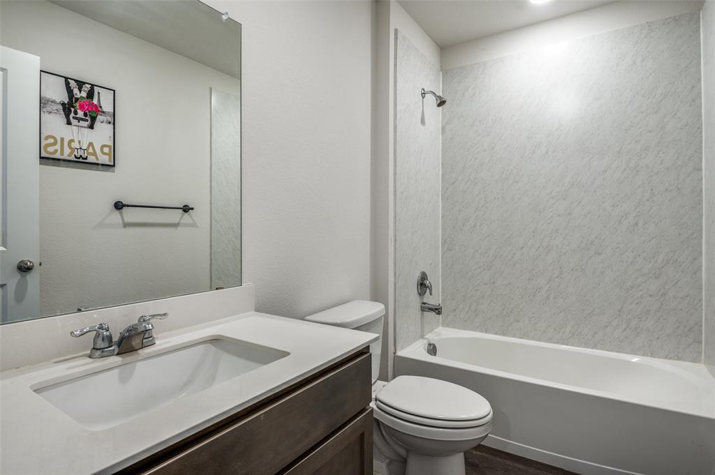 728 Glover Drive Property Photo 10